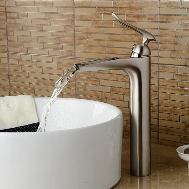 Bathroom Sink Faucet - Waterfall Chrome Centerset Single Handle One HoleBath Taps