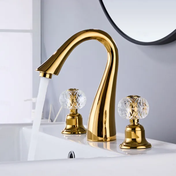 Bathroom Sink Faucet - Widespread Electroplated Widespread Two Handles Three HolesBath Taps