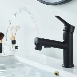 Bathroom Sink Faucet Pull out / Pullout Spray Electroplated / Painted Finishes Centerset Single Handle One HoleBath Taps