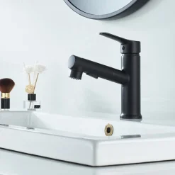 Bathroom Sink Faucet Pull out / Pullout Spray Electroplated / Painted Finishes Centerset Single Handle One HoleBath Taps