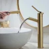 Bathroom Sink Faucet with Pull-out Spray,Brushed Gold Single Handle One Hole Brass Faucet Spout With Hot and Cold Water