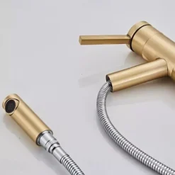 Bathroom Sink Faucet with Pull-out Spray,Brushed Gold Single Handle One Hole Brass Faucet Spout With Hot and Cold Water