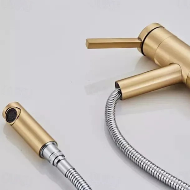 Bathroom Sink Faucet with Pull-out Spray,Brushed Gold Single Handle One Hole Brass Faucet Spout With Hot and Cold Water