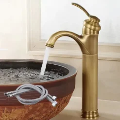 Bathroom Sink Faucet,Antique Brass Traditional Style Single Handle One Hole Bath Taps with Hot and Cold Switch and Ceramic Valve