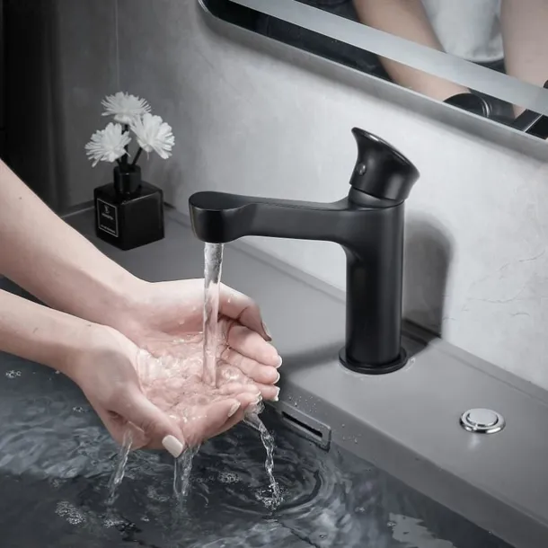 Bathroom Sink Faucet,Black Bathroom Faucet,Brass Single Handle One Hole Bath Taps(Black/Grey/Chrome/Golden)