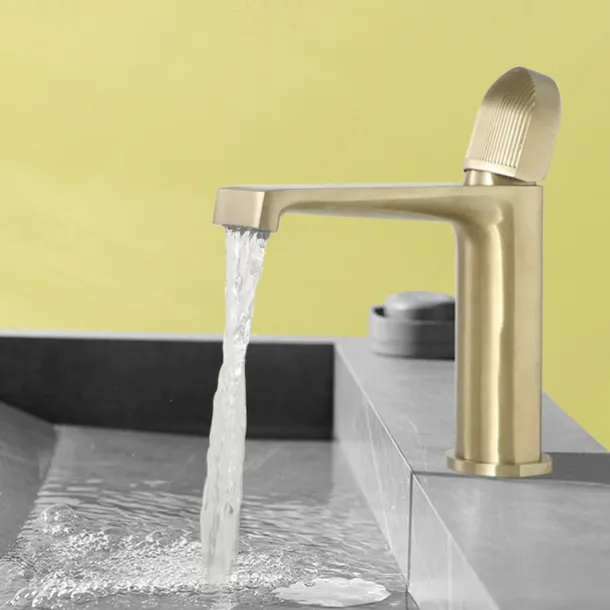 Bathroom Sink Faucet,Black Bathroom Faucet,Brass Single Handle One Hole Bath Taps(Black/Grey/Chrome/Golden)