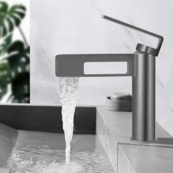 Bathroom Sink Faucet,Black Bathroom Faucet,Brass Single Handle One Hole Gun Shape Bath Taps(Black/Grey/Chrome/Golden)