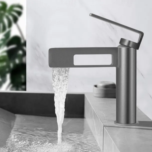 Bathroom Sink Faucet,Black Bathroom Faucet,Brass Single Handle One Hole Gun Shape Bath Taps(Black/Grey/Chrome/Golden)