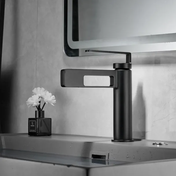 Bathroom Sink Faucet,Black Bathroom Faucet,Brass Single Handle One Hole Gun Shape Bath Taps(Black/Grey/Chrome/Golden)