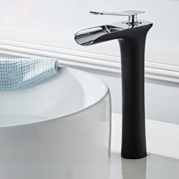 Bathroom Sink Faucet,Brass Waterfall Centerset Single Handle One Hole Bath Taps