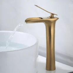 Bathroom Sink Faucet,Brass Waterfall Centerset Single Handle One Hole Bath Taps
