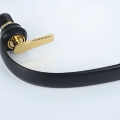 Bathroom Sink Mixer Faucet, Single Handle One Hole Washroom Basin Taps Chrome Finish Bathroom Faucet with Hot and Cold Water Hose