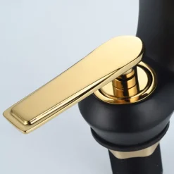 Bathroom Sink Mixer Faucet, Single Handle One Hole Washroom Basin Taps Chrome Finish Bathroom Faucet with Hot and Cold Water Hose