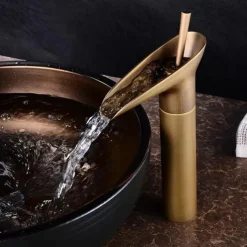 Bathroom Sink Mixer Faucet Waterfall Traditional Antique Brass, Retro Style Washroom Basin Taps Single Handle One Hole Deck Mounted, Monobloc Bathroom Faucet with Hot and Cold Hose