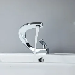 Bathroom Sink Mixer Faucet, Mono Wash Basin Single Handle Basin Taps Washroom, Monobloc Vessel Water Brass Tap Deck Mounted with Hot and Cold Hose