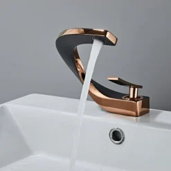 Bathroom Sink Mixer Faucet, Mono Wash Basin Single Handle Basin Taps Washroom, Monobloc Vessel Water Brass Tap Deck Mounted with Hot and Cold Hose