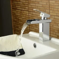 Bathroom Sink Mixer Faucet Waterfall, Modern Style Single Handle One Hole Chrome Centerset Washroom Basin Taps Brass Adjustable Cold Hot Water Hose