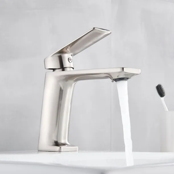 Bathroom Sink Mixer Faucet, Monobloc Washroom Basin Taps Single Handle One Hole Deck Mounted with Hot and Cold Hose
