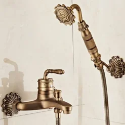 Bathtub Faucet - Retro Antique Brass Wall Installation Ceramic Valve Bath Shower Mixer Taps / Country / Single Handle / Yes / Rain Shower / Handshower Included