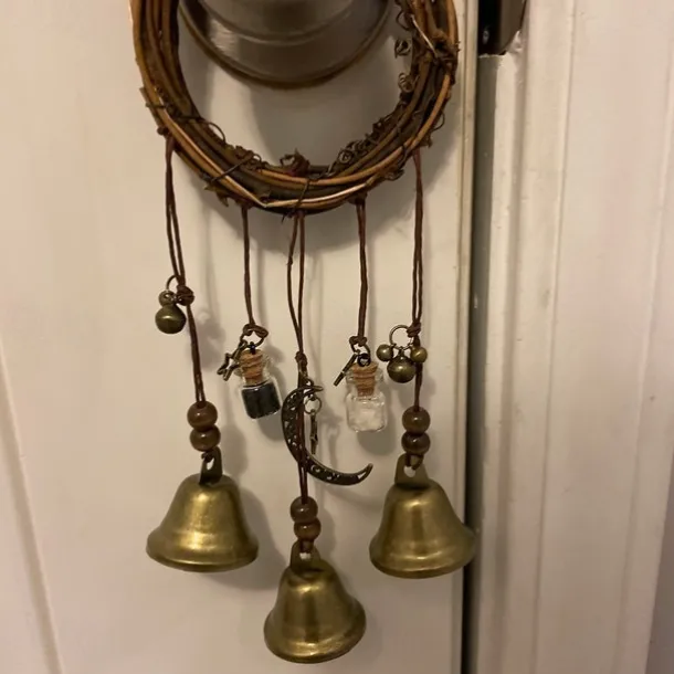 Bells for Door Knob for Protection, Witch Wind Chimes Door Hanger, Handmade Rattan Wind Chimes Witch Decor, Protection Witchcraft Home Decor-1pcs
