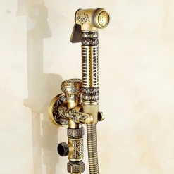 Bidet Faucet Antique Copper Toilet Handheld Bidet Sprayer Self-Cleaning Antique Clean Spray Gun