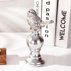 Bird Figurine, Resin Home Decor Craft, Cozy Desktop Decoration for Office, Family, Hotel, and Restaurant Tabletop Ornament