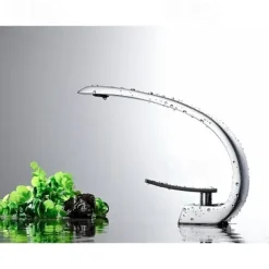 Brass Bathroom Sink Mixer Faucet, Silvery Single Handle One Hole Basin Taps Chrome Finish Bathroom Faucet with Hot and Cold Water