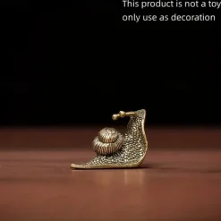 Brass Snail Animal Figurines, Retro Pure Copper Mini Snail Statue Ornaments Desk Antique Brass Tea Pet Collection Home Decorations For Living Room