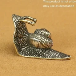 Brass Snail Animal Figurines, Retro Pure Copper Mini Snail Statue Ornaments Desk Antique Brass Tea Pet Collection Home Decorations For Living Room