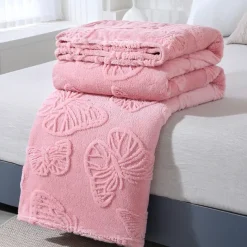 Butterfly Tuff Velvet Bed Blanket - Luxuriously Soft and Elegant - Intricate Butterfly Design for a Touch of Nature - Cozy and Warm for All-Season Comfort - High-Quality, Durable Velvet Fabric