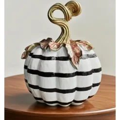 Charming Black & White Plaid Pumpkin Figurine - Resin Autumn Tabletop Decor, Perfect for Thanksgiving & Halloween, Versatile Indoor/Outdoor Home Centerpiece