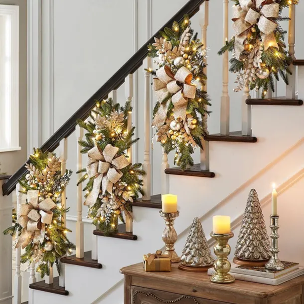 Christmas Decorations Christmas Wreaths Xmas Swags with Lights Cordless Prelit Stairway Stairway Staircase Window Wall Decoration Teardrop Trim Wreath Rattan Shopping Mall Hotel Outdoor