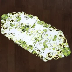 Clover Pattern Embroidered Table Runner