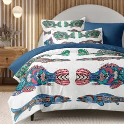 Comfy Fish Cartoon Printed Duvet Cover Set, Soft Microfiber Bedding, Fun Fish Design, Includes Duvet Cover and Pillowcases, Zipper Closure, Fade-Resistant, Machine Washable, Queen, King, Twin Sizes