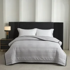 Cooling Blankets for Hot Sleepers Summer Blanket Queen Size, Cold Lightweight Gift for Night Sweats, Ice Cooled Breathable Comforter for Bed