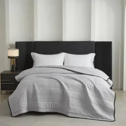 Cooling Blankets for Hot Sleepers Summer Blanket Queen Size, Cold Lightweight Gift for Night Sweats, Ice Cooled Breathable Comforter for Bed