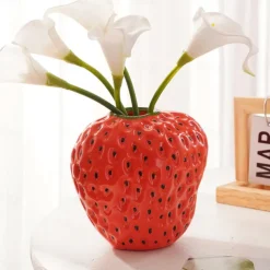Creative Strawberry Vases Resin Flower Arrangements Household Soft Decorations Desktop Ornaments Gifts 1PC