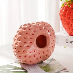 Creative Strawberry Vases Resin Flower Arrangements Household Soft Decorations Desktop Ornaments Gifts 1PC