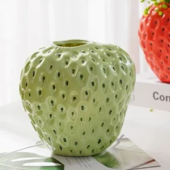 Creative Strawberry Vases Resin Flower Arrangements Household Soft Decorations Desktop Ornaments Gifts 1PC