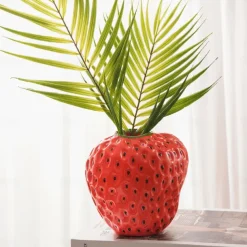 Creative Strawberry Vases Resin Flower Arrangements Household Soft Decorations Desktop Ornaments Gifts 1PC