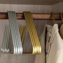 Creative Triangle Clothes Hangers 5pcs Solid Metal Hangers For Coat Trousers Scarf Drying Rack Storage Racks Wardrobe Organizer
