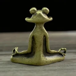Cute Sitting Frog Statue Incense Holder Yoga Frog Sculpture Home Office Desk Decoration Ornament Gift