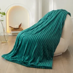 3D Ribbed Jacquard Fleece Flannel Velvet Plush Decorative Bed Blanket - Super Soft, Plush, Fluffy, Fuzzy, Warm, Cozy Perfect for Couch, Bed, Sofa in Fall Winter