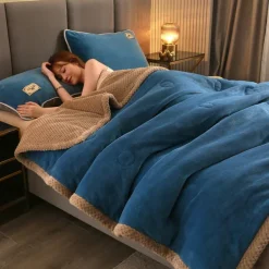 Double-Sided Coral Fleece Blanket Three-Layer Quilted Thickened Cover Quilt Flannel Blanket Double Single Air-Conditioning Nap Blanket