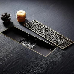 Drain Creative Brass 1pc Floor Mounted / Chrome / #