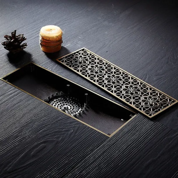 Drain Creative Brass 1pc Floor Mounted / Chrome / #