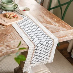 Farmhouse Table Runner Vintage Table Runner Cotton Linen Table Decorations for Dining Party Holiday