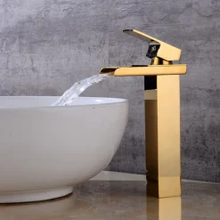 Faucet Set - Waterfall Gold Centerset Single Handle One HoleBath Taps