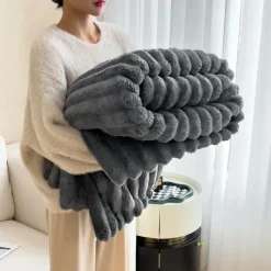 Faux Blanket, Anti-Static Flannel Soft Warmth Quilt Comforter Cozy Blanket, Luxury Faux Throw Blanket, Christmas Decorative Couch Blanket for Couch Bed Chair Sofa Christmas Gift