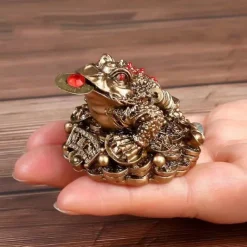 Feng Shui Money Frog Statue - Attracts Wealth, Brings Good Luck, Fortune, and Prosperity - Ideal Decor for Home, Office, New Year, Housewarming, and Business Gifts